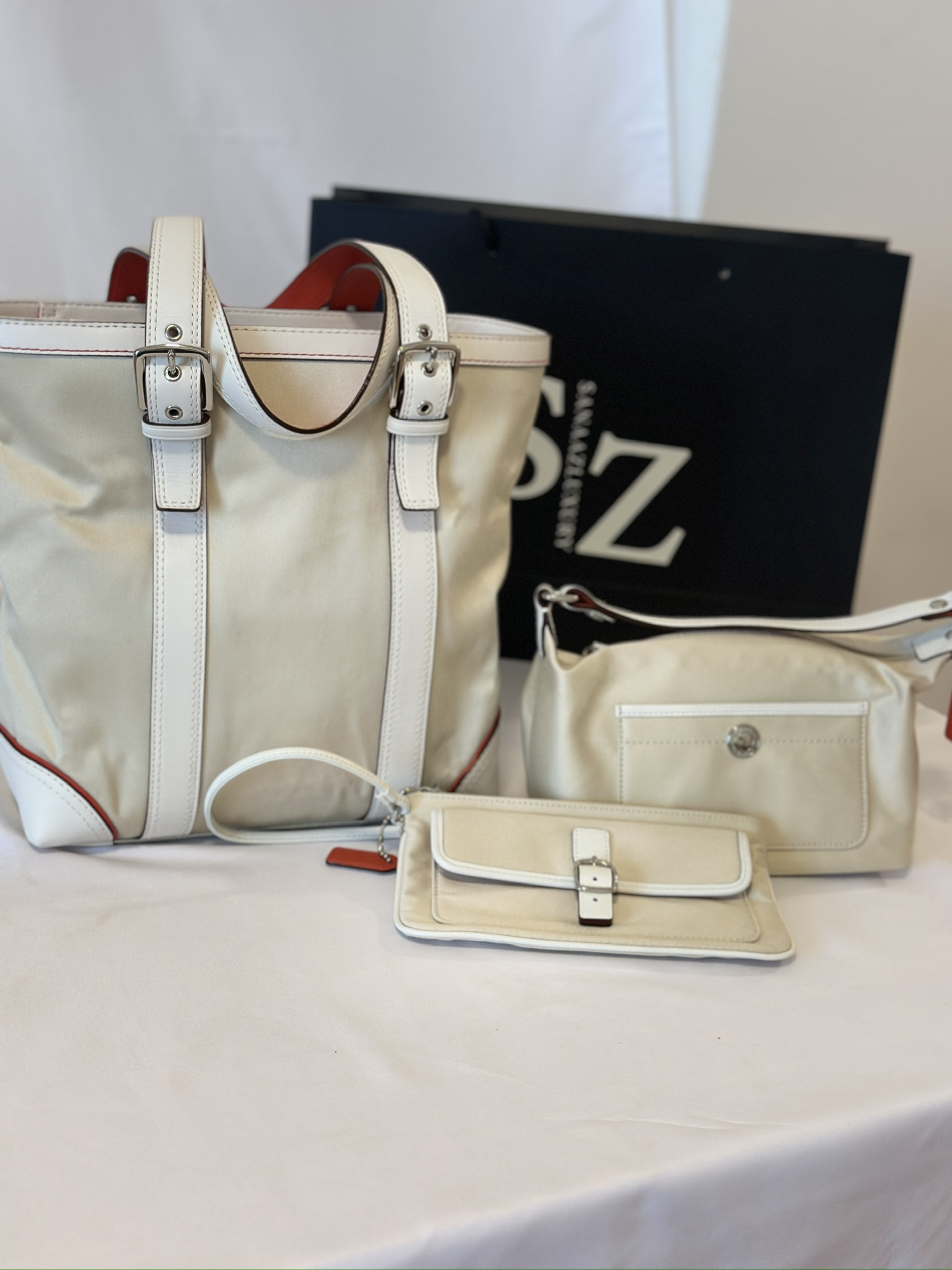 Coach Crème Canvas set of 3